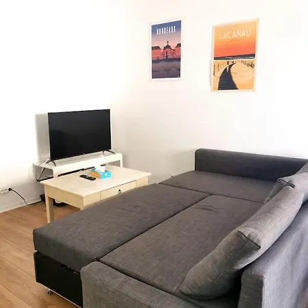 Apartment 2 Pieces A 9 Minutes De Bordeaux En Tram