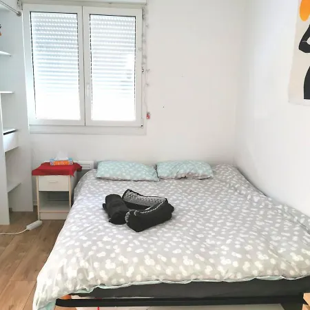 Apartment 2 Pieces A 9 Minutes De Bordeaux En Tram *